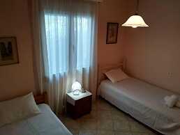 Aggelos House in Kalamitsi