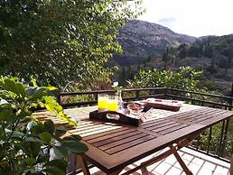 Aggelos House in Kalamitsi