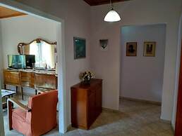 Aggelos House in Kalamitsi