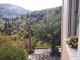 Aggelos House in Kalamitsi