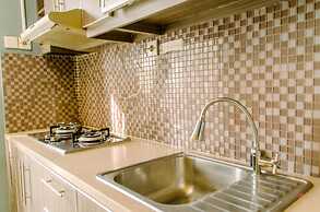 Comfortable And Minimalist 2Br At Marina Ancol Apartment