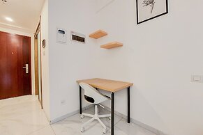 Relaxing Studio At Sky House Alam Sutera Apartment