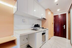 Relaxing Studio At Sky House Alam Sutera Apartment