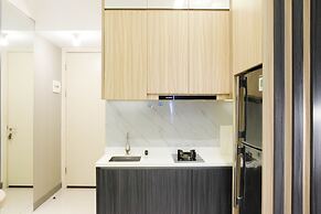 Warm Studio With Access To Mall At Supermall Mansion Apartment