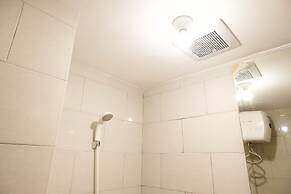 Warm Studio With Access To Mall At Supermall Mansion Apartment