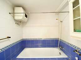 Comfort 2Br At Bona Vista Apartment