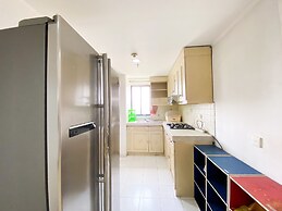 Comfort 2Br At Bona Vista Apartment