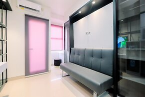Cozy Stay Studio Transpark Cibubur Apartment