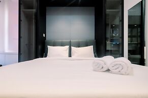 Cozy Stay Studio Transpark Cibubur Apartment