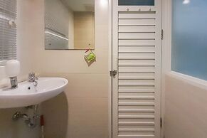 Comfort And Cozy Studio Student Castle Yogyakarta Apartment