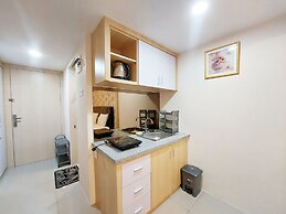 Good Choice And Homey Studio At De Prima Apartment