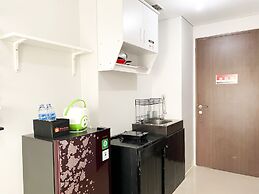 Cozy Stay Studio Transpark Juanda Bekasi Timur Apartment
