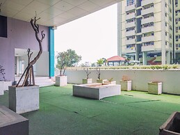 Comfort And Minimalist Studio At Amethyst Apartment