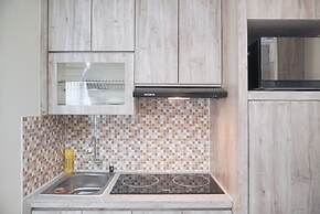 Comfort And Minimalist Studio At Amethyst Apartment