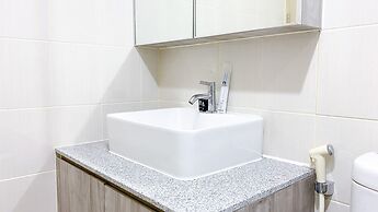 Comfort And Minimalist Studio At Amethyst Apartment