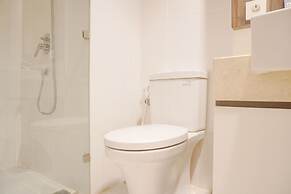 Comfort And Modern Look 2Br At 26Th Floor Samara Suites Apartment