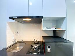 Nice And Cozy Studio At Transpark Juanda Bekasi Timur Apartment
