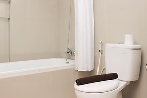 Nice And Comfy Studio Azalea Suites Apartment