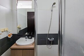 Modern And Nice 2Br Apartment Scientia Residence