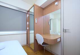 Comfortable 2Br With Workspace At Meikarta Apartment