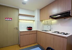 Comfortable 2Br With Workspace At Meikarta Apartment