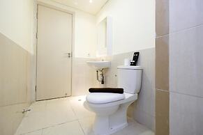 Comfortable 2Br With Workspace At Meikarta Apartment