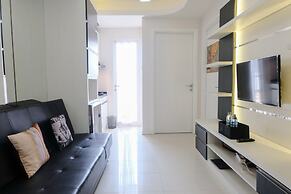 Homey And Cozy 2Br Apartment At Parahyangan Residence
