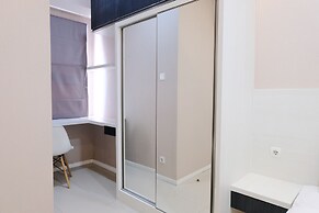 Homey And Cozy 2Br Apartment At Parahyangan Residence