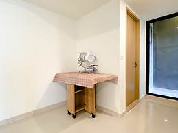 Well Designed And Cozy 2Br At Meikarta Apartment