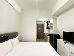 Homey And Warm Studio Transpark Juanda Bekasi Timur Apartment