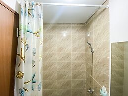 Homey And Warm Studio Transpark Juanda Bekasi Timur Apartment