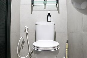 Cozy And Strategic Studio At Tokyo Riverside Pik 2 Apartment