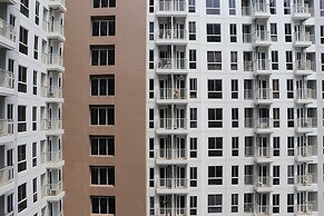 Cozy And Strategic Studio At Tokyo Riverside Pik 2 Apartment