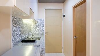 Strategic And Cozy Living Studio At Bale Hinggil Apartment