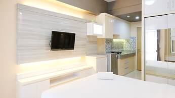 Strategic And Cozy Living Studio At Bale Hinggil Apartment