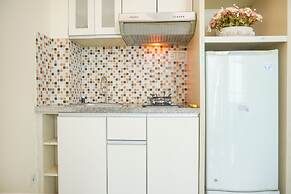 Homey And Comfortable 2Br Tifolia Apartment