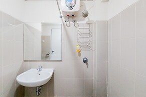 Comfort And Modern Look 2Br Bintaro Plaza Residence Altiz Tower Apartm