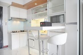 Warm And Comfort Living 1Br At 8Th Ambassade Kuningan Apartment