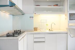 Warm And Comfort Living 1Br At 8Th Ambassade Kuningan Apartment