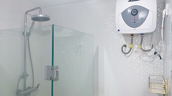 Warm And Comfort Living 1Br At 8Th Ambassade Kuningan Apartment