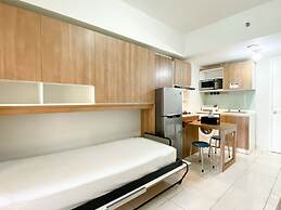 Homey And Nice 3Br At Springlake Summarecon Bekasi Apartment