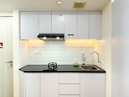 Best Modern Studio At Grand Kamala Lagoon Apartment