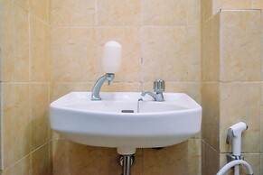 Modern Look Studio At Kebagusan City Apartment