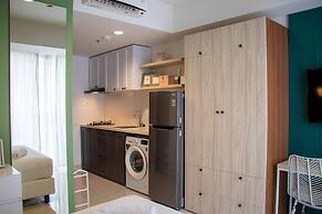 Well Appointed And Homey Studio At West Vista Apartment