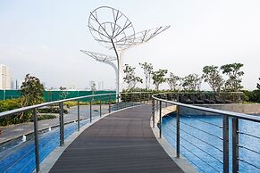 Well Appointed And Homey Studio At West Vista Apartment