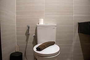 Well Appointed And Homey Studio At West Vista Apartment