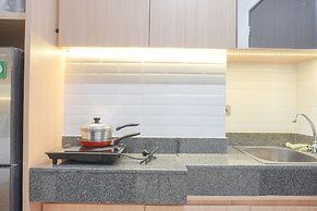 Fancy And Comfort Studio At Transpark Cibubur Apartment