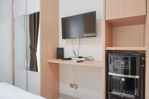 Fancy And Comfort Studio At Transpark Cibubur Apartment