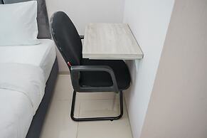 Minimalist And Nice Studio At Tree Park City Cikokol Apartment