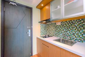 Homey And Minimalist Studio Tamansari The Hive Apartment